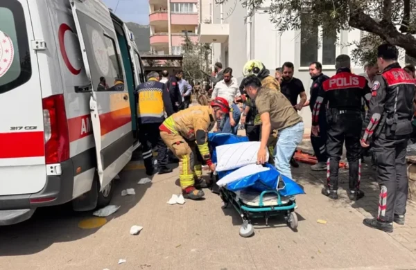 Türkiyədə məktəbə silahlı hücum:4 nəfər ölüb, 20-si yaralanıb