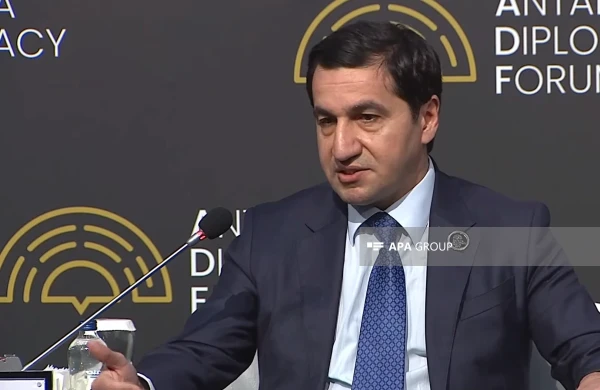 Hikmət Hacıyev: Məqsədimiz enerji resurslarımızı Avropa bazarına daha geniş şəkildə çatdırmaqdır&nbsp;