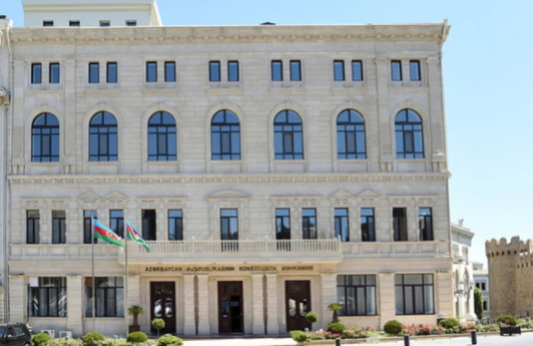 Konstitusiya Məhkəməsi məhkəmə aidiyyətinin müəyyənləşdirilməsi ilə bağlı qərar qəbul edib&nbsp;