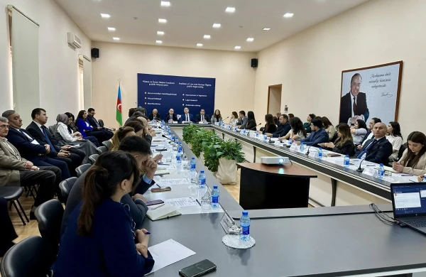 Hakim və vəkillərin etik davranışı mövzusunda məlumat sessiyası keçirilib&nbsp;