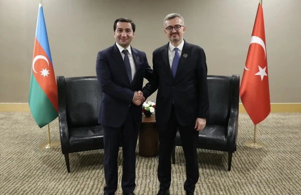 Burhanəddin Duran və Hikmət Hacıyev Antalya Diplomatiya Forumu çərçivəsində görüşüblər