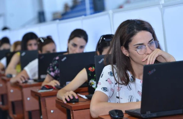 Orta məktəb direktoru olmaq istəyənlərin NƏZƏRİNƏ!