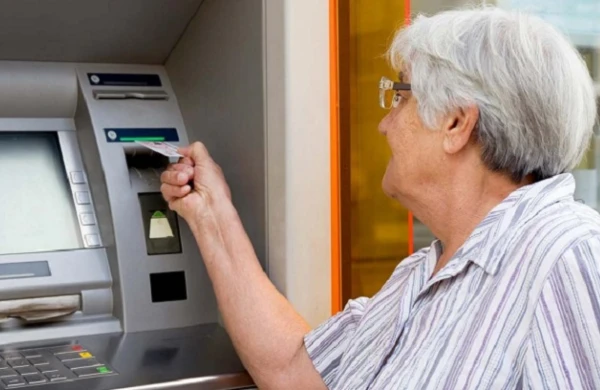 Nazirlikdən pensiyalarla bağlı AÇIQLAMA 