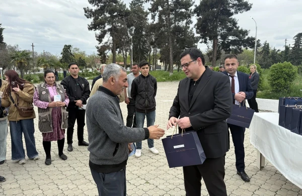 Xocavənd şəhərinə çatan növbəti 39 ailəyə mənzillərin açarları təqdim edilib&nbsp;