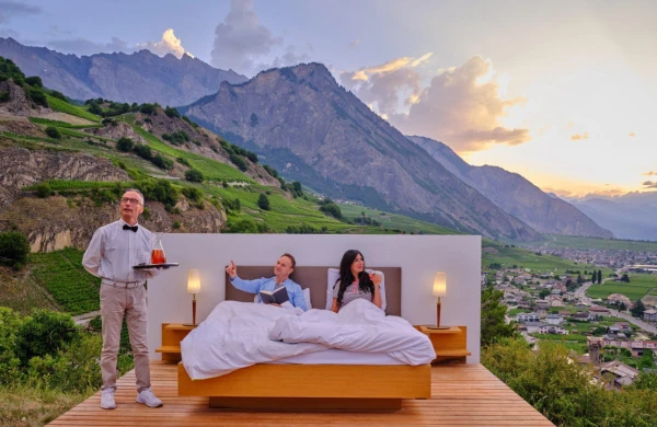 Tavanı və divarları olmayan “0 ulduzlu” otel – qeyri-adi təcrübə&nbsp;&nbsp;