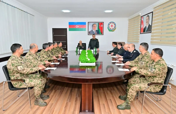 Hərbi prokuror Daxili Qoşunların hərbi hissəsində görüş keçirib&nbsp;