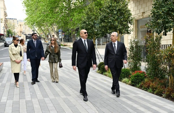 Prezident İlham Əliyev Bakının İslam Səfərli küçəsinin yenidənqurmadan sonra açılışında iştirak edib&nbsp;