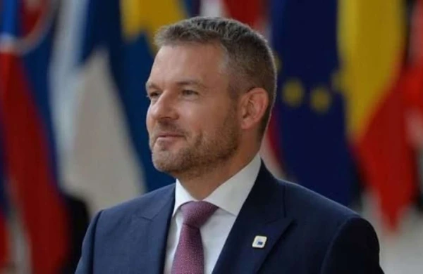 Slovakiya Prezidenti Azərbaycana gələcək 