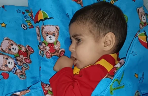 Həmin uşağın valideynləri tapıldı  