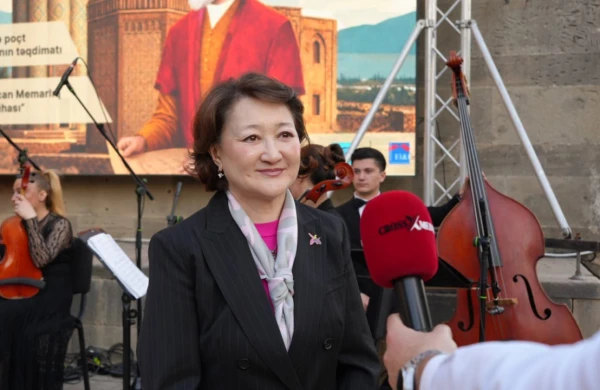 Əcəmi Naxçıvaninin 900 illiyinə həsr olunmuş "Azərbaycan memarlıq irsinin dühası" kitabının təqdimatı keçirilib&nbsp;