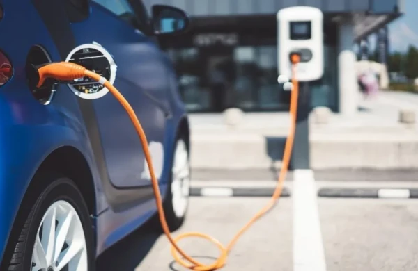 Elektrik və hibrid avtomobillərinin alışına 75 milyon manat kredit verilib&nbsp;