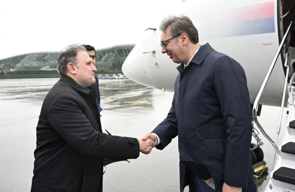 Aleksandar Vuçiç Azərbaycana gəldi - Foto 