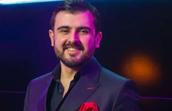 Aparıcı həyat yoldaşını PAYLAŞDI - FOTO