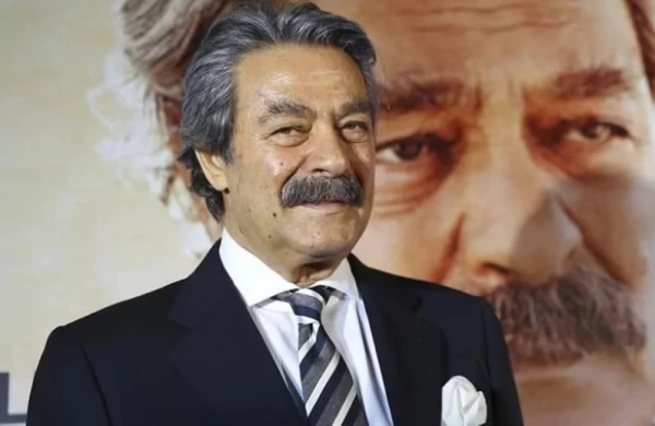Kadir İnanır süni tənəffüs aparatına qoşulub 