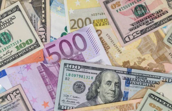 Zədələnmiş xarici valyutanın taleyi: onları yenidən dövriyyəyə necə qaytaraq?