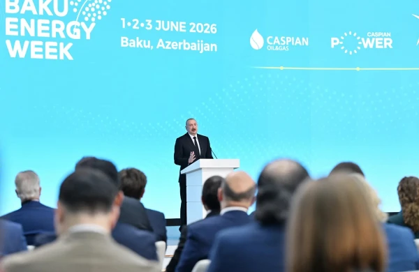 Azərbaycan lideri:Xarici borcu əhəmiyyətli dərəcədə azaltmağı bacardıq