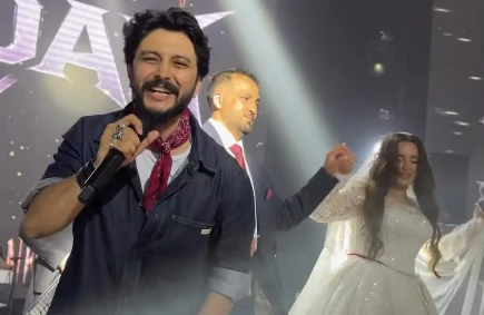 Toyları səhv salıb yarım saat pulsuz oxudu - Video&nbsp;