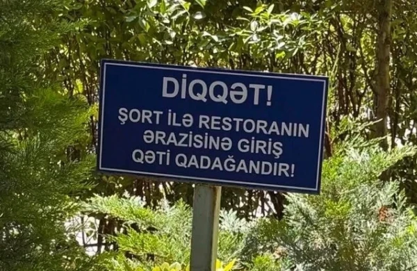 Bu restorana şortla giriş qadağan edildi - Video&nbsp;