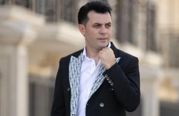 Yeni evlənən müğənni konsert verəcək