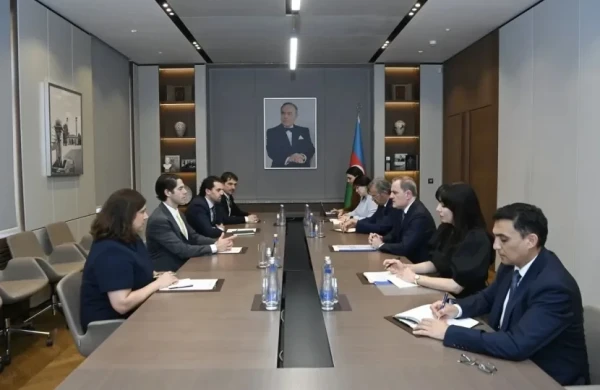 Ceyhun Bayramov Ben Blakla müzakirələr edib&nbsp;