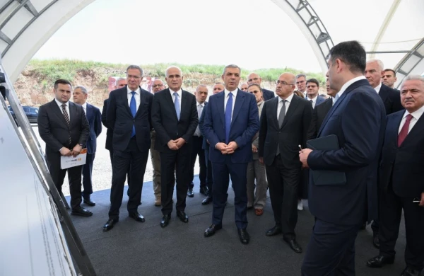 Əlaqələndirmə Qərargahının iclasının iştirakçıları “Dəmirli” Filiz Emalı Kompleksində görülən işlərlə tanış olub&nbsp;