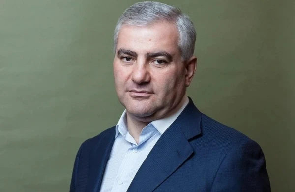 İrəvanda ŞOK: Seçkiyə təsir üçün heyvan paylanması iddiası