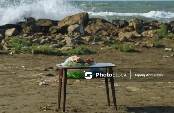 Faciədən dəqiqələr öncə bu masanın başında idilər… - Fotolar&nbsp;