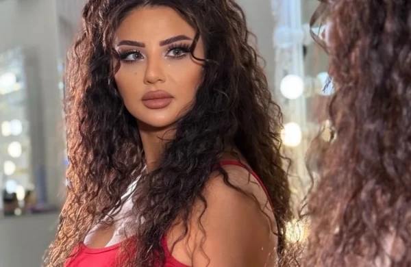 Xəyalənin 14 yaşlı qızı - (Foto) 