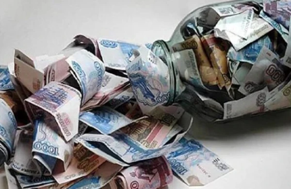 Pulunu evdə saxlayanlara xəbərdarlıq: Maliyyə yastığını belə qurun&nbsp;
