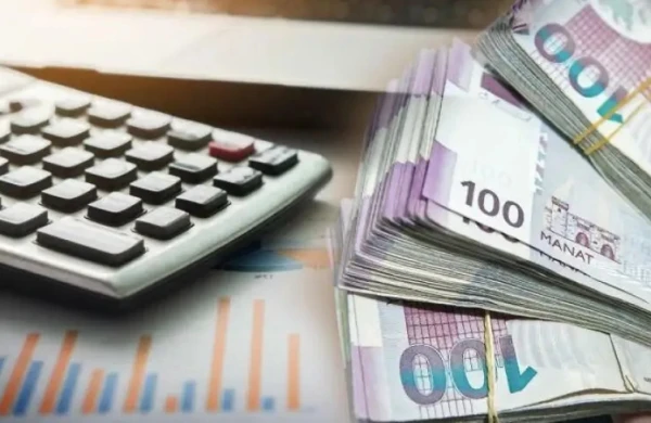 Maaş gecikirsə, işçi əlavə pul tələb edə bilərmi?&nbsp; Hüquqşünaslar AÇIQLADI