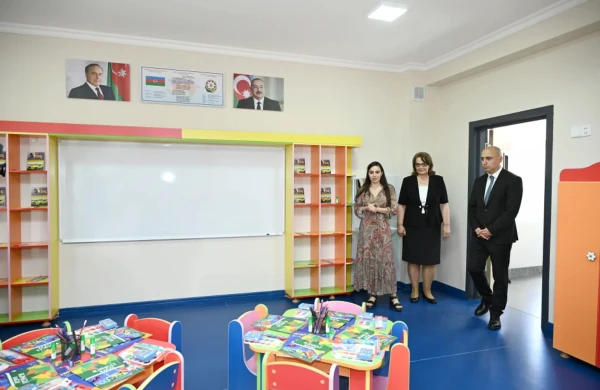 Leyla Əliyeva Yevlaxda məktəb binasının açılışında iştirak edib 