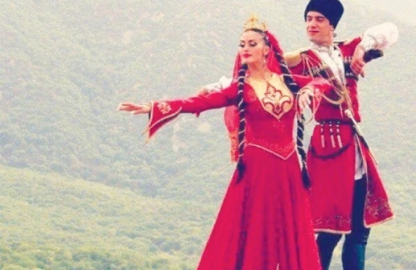 “Uzundərə" hədəfdədir: Erməni saxtakarlığı və elmi həqiqətlərin qarşıdurması — “Oxu24.com"un ARAŞDIRMASI  