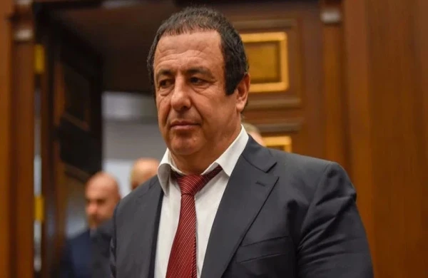 Qaqik Tsarukyanın evində axtarış aparılır