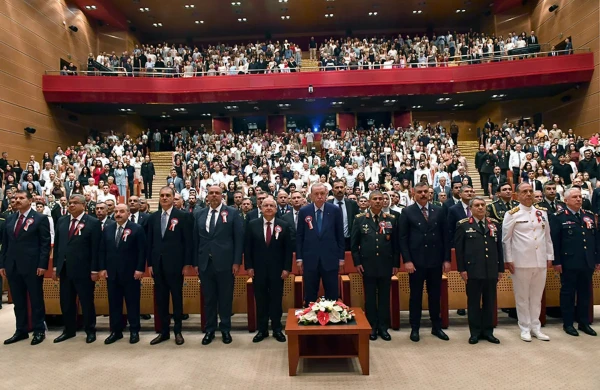 Ərdoğan və Zakir Həsənov kursantları təbrik etdi