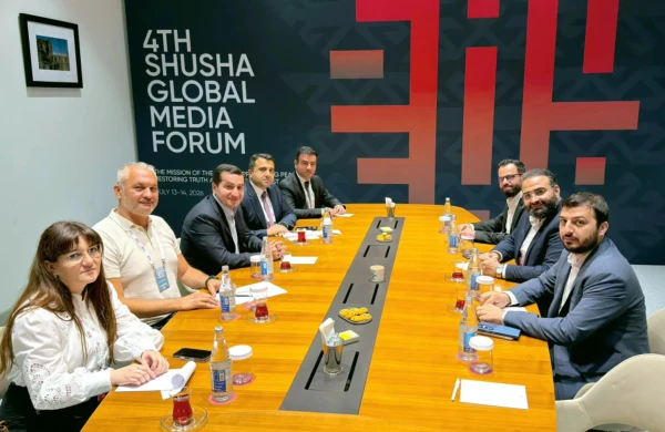 Hikmət Hacıyev Şuşada Suriyanın informasiya naziri ilə görüşüb 