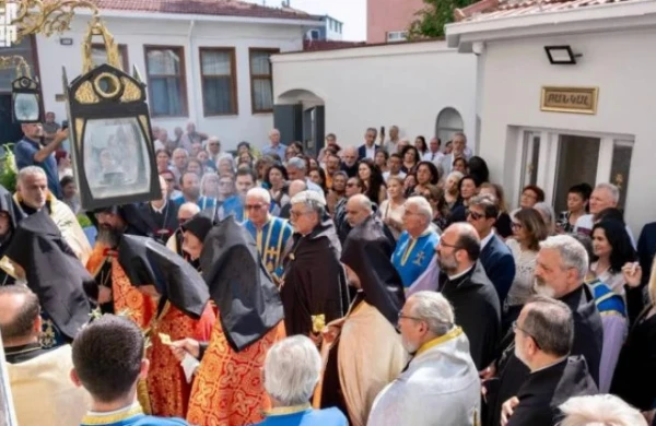 İstanbuldakı Erməni Kilsəsi&nbsp; yenidən açılıb&nbsp;&nbsp;
