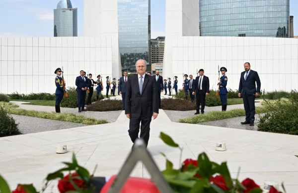 Fələstin Dövlətinin Baş naziri Bakıda Zəfər parkını ziyarət edib&nbsp;