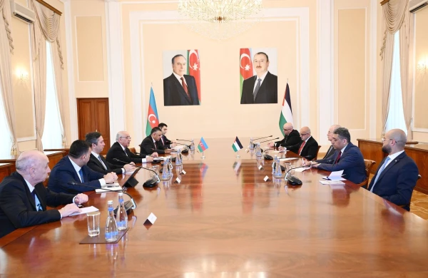 Əli Əsədov Fələstinin Baş naziri ilə görüşüb&nbsp;