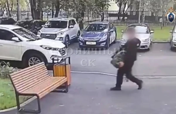 Moskvada DƏHŞƏT: 81 yaşlı atasını öldürdü, daha sonra.. - FOTO