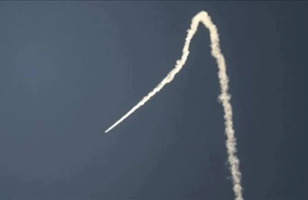 Küveyt aeroportunun fəaliyyəti raket və PUA zərbələrindən sonra dayandırılıb 