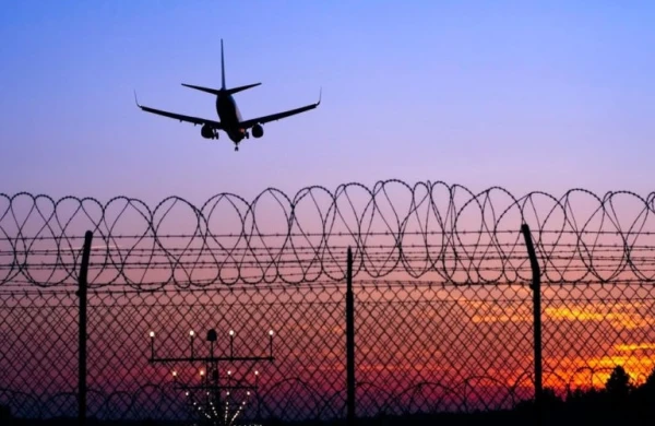 İranın hücumundan sonra aeroportu bağladılar 