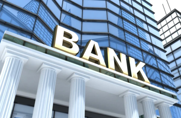 Müqavilə ilə işləyən şəxslər bank krediti ala bilərmi? – Hüquqşünas açıqlayır&nbsp;&nbsp;