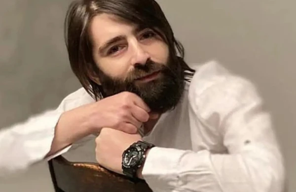 Elşad Xosenin vəziyyəti ağırdır 