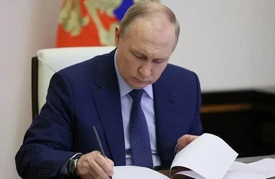 Putin iki türk ölkəsi ilə bağlı əmr verdi&nbsp;