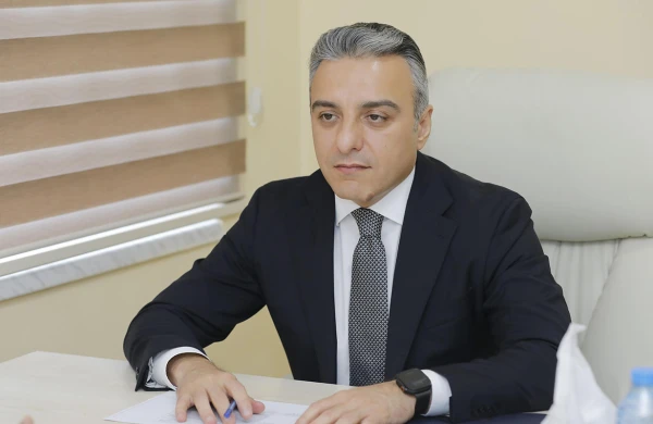 İşdən çıxarılan məmura yeni vəzifə verdi&nbsp;