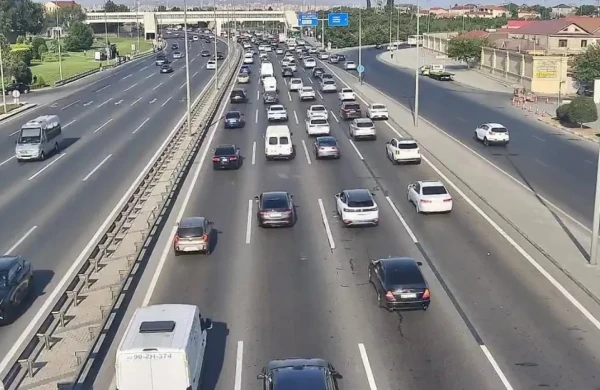 Bakının əsas yollarında TIXAC var&nbsp;