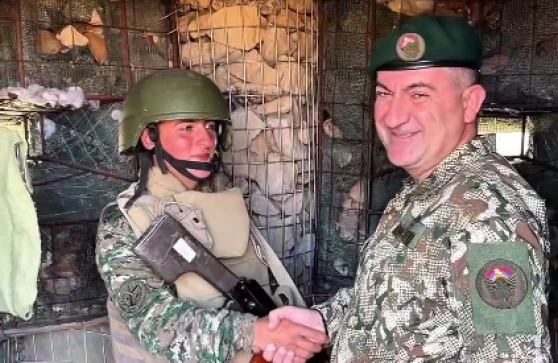 Ermənistanın Baş Qərargah rəisi Azərbaycanla sərhədə GƏLDİ&nbsp;