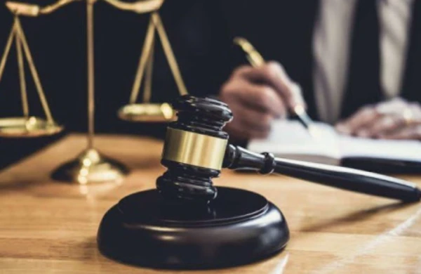 Attestasiyadan keçməmək işdən çıxarılmaq demək deyil – Vacib hüquqi məqamlar  