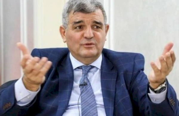 Fazil Mustafadan hadisə kimi MÜSAHİBƏ: “Onlar səadəti Mehdinin zühurunda axtarır”&nbsp;