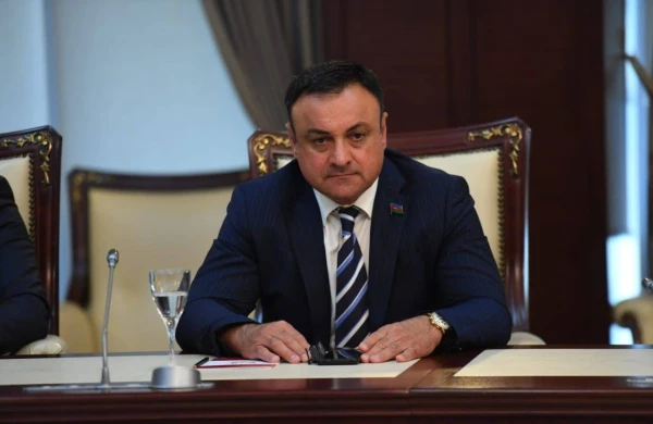 "Bir il əvvəlki hadisəyə yalnız sülh sənədlərinin imzalanması prizmasından baxmaq kifayət etmir" -Deputat Rövşən Murad